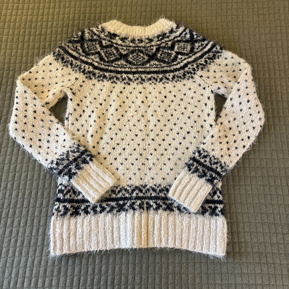 Abercrombie & Fitch Cream and Black Patterned Sweater - Picture 2 of 5